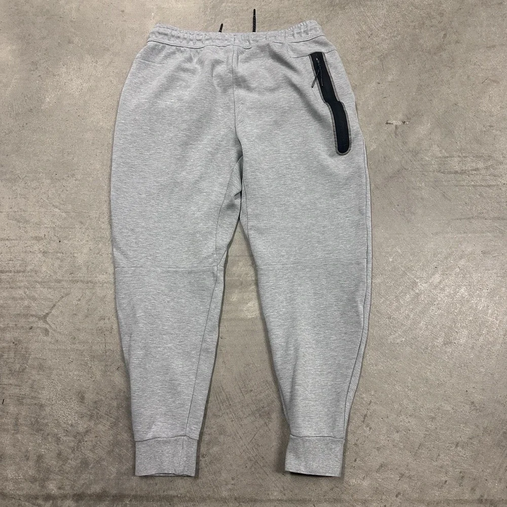 Nike Tech Fleece Joggers Mens Medium Sweatpants Gray CU4495-063 Sportswear